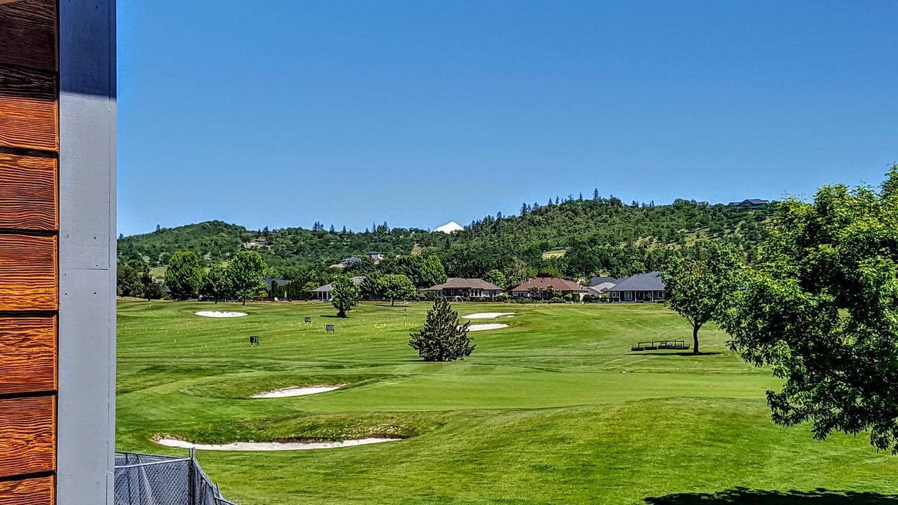 Resort At Eagle Point Golf Club Lodging Exterior foto